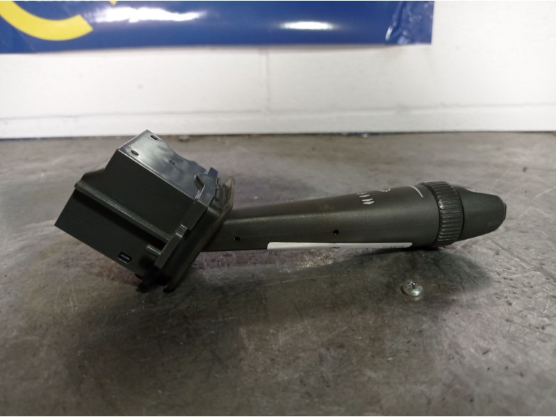 Recambio de mando limpia para volvo s60 berlina 2.4 diesel cat | 0.00 - ... 2.4 diesel cat | 0.00 - ... referencia OEM IAM   