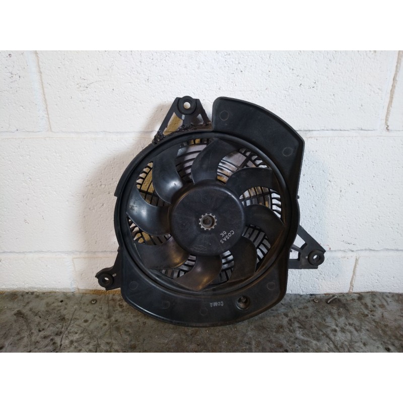 Recambio de electroventilador para hyundai h 1  | ...  | ... referencia OEM IAM 977304A065  