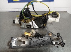 Recambio de cerradura puerta trasera izquierda para mercedes clase s (w220) berlina 4.0 cdi 32v cat referencia OEM IAM