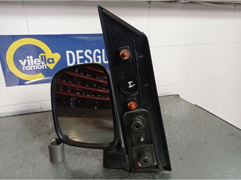 Recambio de retrovisor izquierdo para hyundai h 1  | ...  | ... referencia OEM IAM MANUAL  
