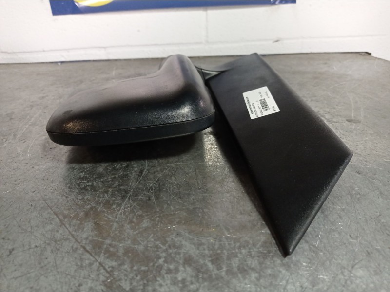 Recambio de retrovisor izquierdo para hyundai h 1  | ...  | ... referencia OEM IAM MANUAL  