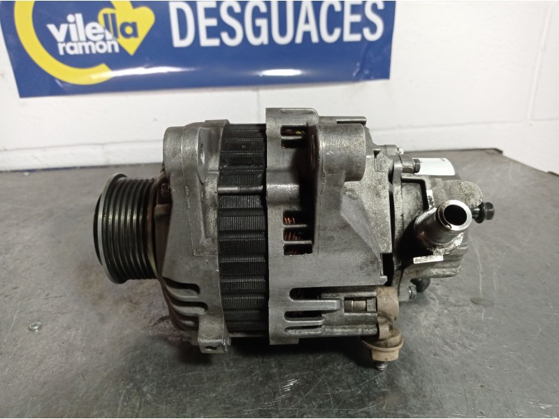Recambio de alternador para hyundai h 1  | ...  | ... referencia OEM IAM TA000A48201  