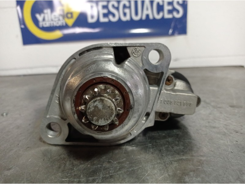 Recambio de motor arranque para volkswagen new beetle 2.0 referencia OEM IAM 0001121008 02A911023L 