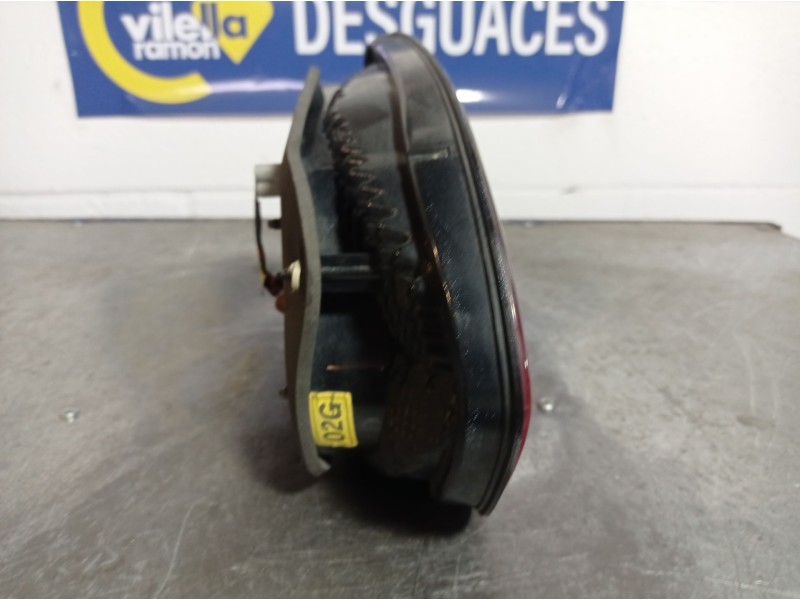 Recambio de piloto porton derecho para hyundai h 1  | ...  | ... referencia OEM IAM   