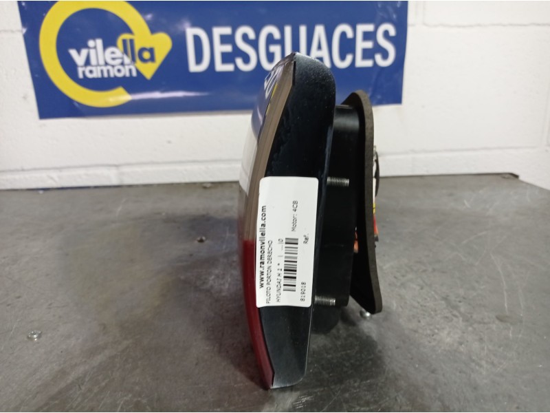 Recambio de piloto porton derecho para hyundai h 1  | ...  | ... referencia OEM IAM   