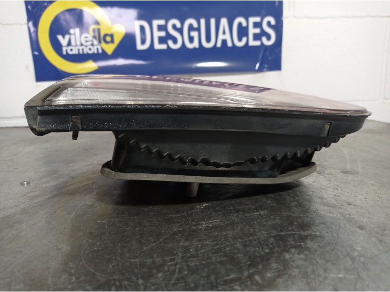 Recambio de piloto porton derecho para hyundai h 1  | ...  | ... referencia OEM IAM   