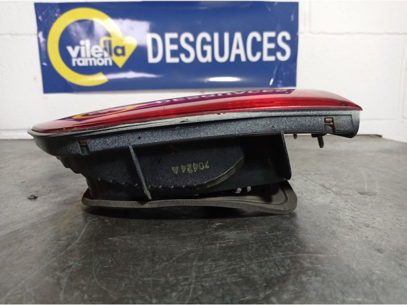 Recambio de piloto porton derecho para hyundai h 1  | ...  | ... referencia OEM IAM   