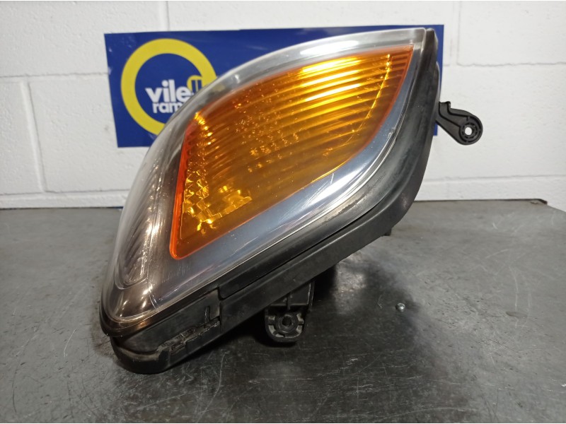 Recambio de faro izquierdo para hyundai h 1  | ...  | ... referencia OEM IAM   