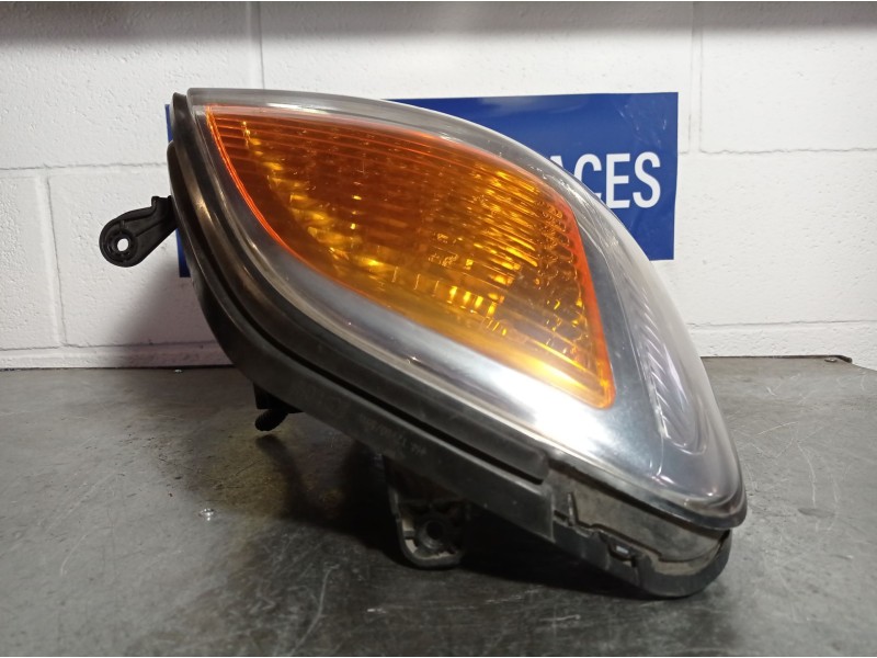 Recambio de faro derecho para hyundai h 1  | ...  | ... referencia OEM IAM   