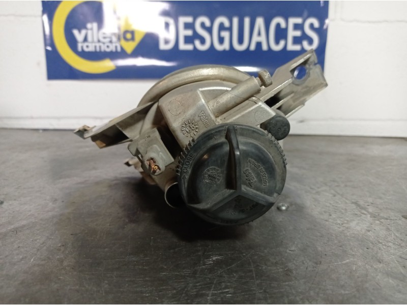 Recambio de faro antiniebla derecho para peugeot 206 referencia OEM IAM 6205T1 67742325 