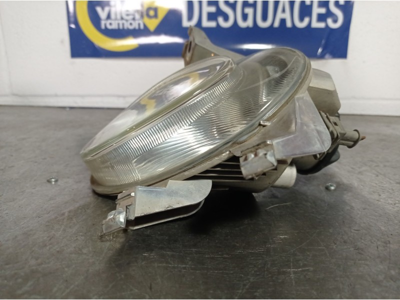 Recambio de faro antiniebla derecho para peugeot 206 referencia OEM IAM 6205T1 67742325 