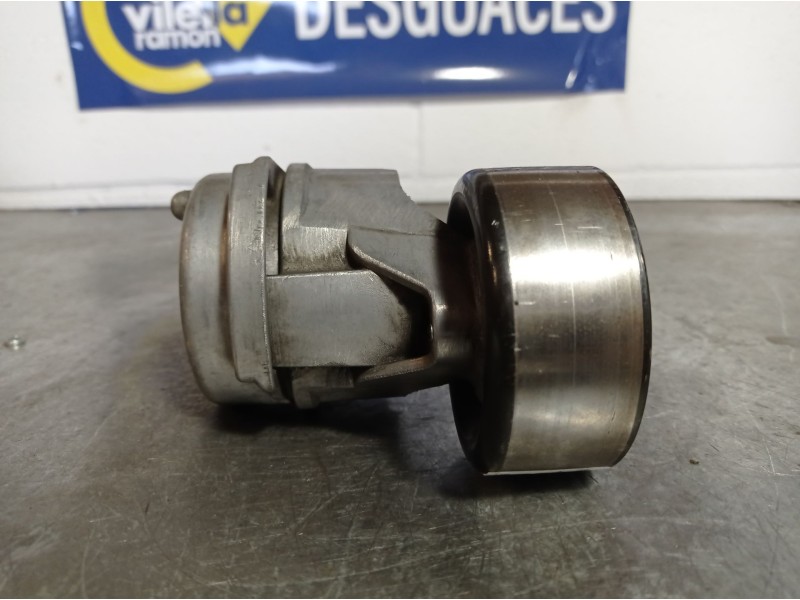 Recambio de tensor correa auxiliar para hyundai h 1  | ...  | ... referencia OEM IAM   