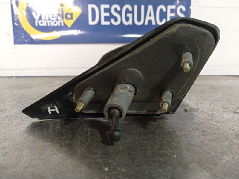 Recambio de retrovisor izquierdo para renault r19 r19 chamade 1.4 tse referencia OEM IAM MANUAL  