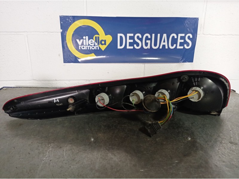 Recambio de piloto trasero izquierdo para lada 1119 referencia OEM IAM    Recambio de piloto trasero izquierdo para lada 1119 referencia OEM IAM