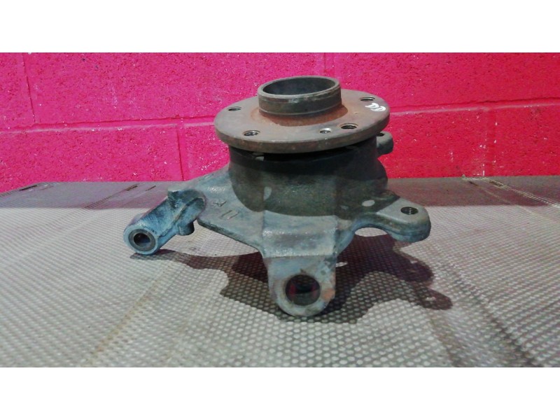 Recambio de mangueta delantera derecha para renault laguna ii (bg0) referencia OEM IAM    Recambio de mangueta delantera derecha para renault laguna ii (bg0) referencia OEM IAM