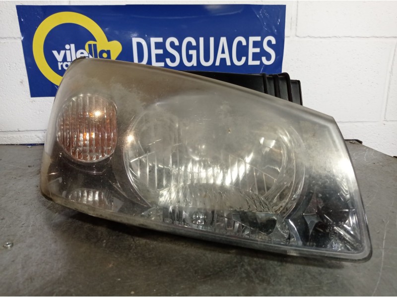 Recambio de faro derecho para kia cerato referencia OEM IAM    Recambio de faro derecho para kia cerato referencia OEM IAM