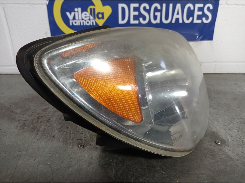 Recambio de faro derecho para kia cerato referencia OEM IAM    Recambio de faro derecho para kia cerato referencia OEM IAM