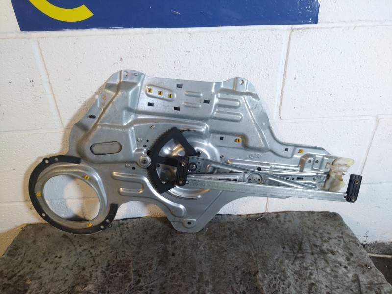 Recambio de elevalunas delantero izquierdo para kia cerato referencia OEM IAM   