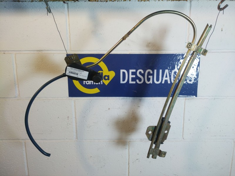 Recambio de elevalunas delantero derecho para seat ronda ronda 1.2 l referencia OEM IAM    Recambio de elevalunas delantero derecho para seat ronda ronda 1.2 l referencia OEM IAM