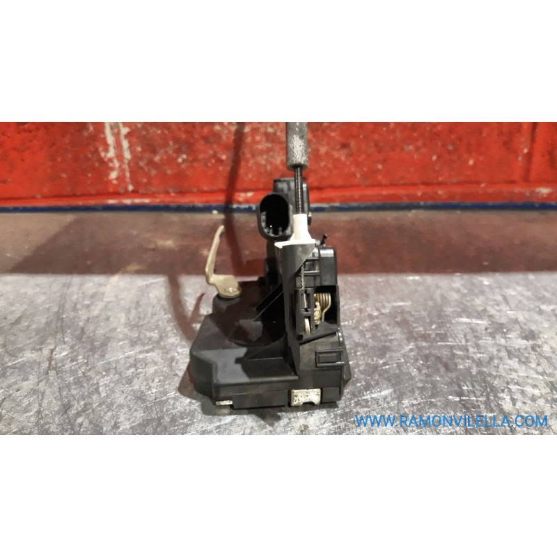Recambio de cerra. puer. delantero derecha para bmw serie 3 berlina (e46) 320d | 04.98 - 12.01 320d | 04.98 - 12.01 referencia O
