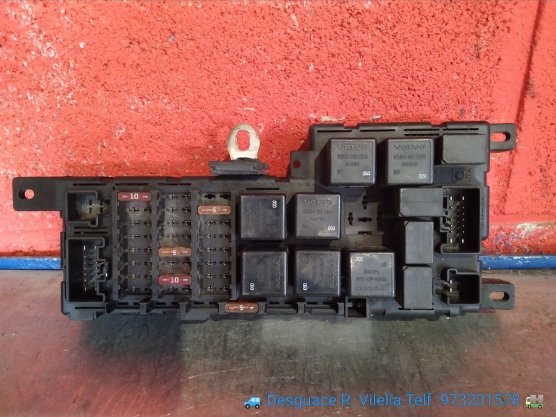 Recambio de caja reles / fusibles para volvo s 80 berlina 2.5 d | 05.98 - 12.00 s 80 berlina 2.5 d | 05.98 - 12.00 referencia OE