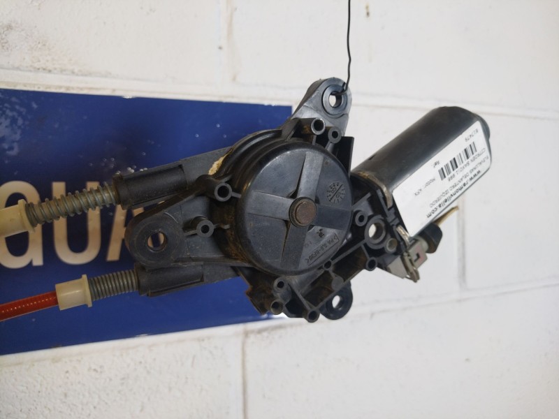 Recambio de elevalunas delantero izquierdo para citroen saxo 1.4 vsx referencia OEM IAM    Recambio de elevalunas delantero izquierdo para citroen saxo 1.4 vsx referencia OEM IAM