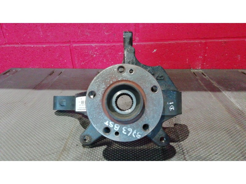 Recambio de mangueta delantera izquierda para renault laguna ii (bg0) referencia OEM IAM    Recambio de mangueta delantera izquierda para renault laguna ii (bg0) referencia OEM IAM