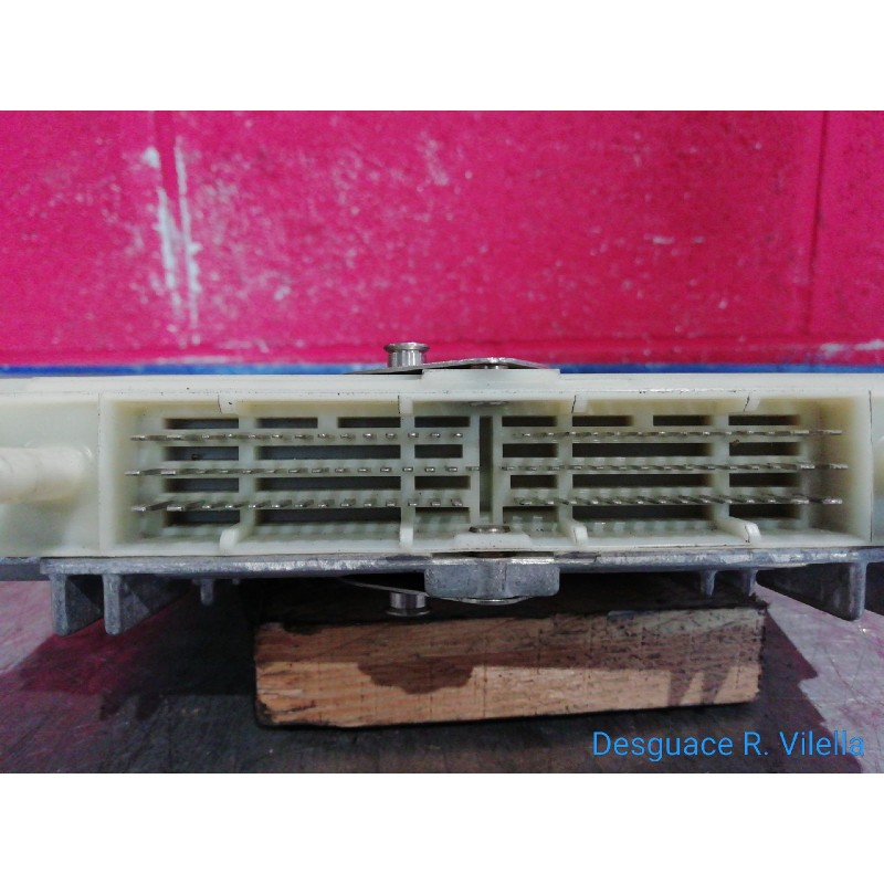 Recambio de centralita motor uce para volvo v70 familiar metropolitan | 01.98 - ... metropolitan | 01.98 - ... referencia OEM IA