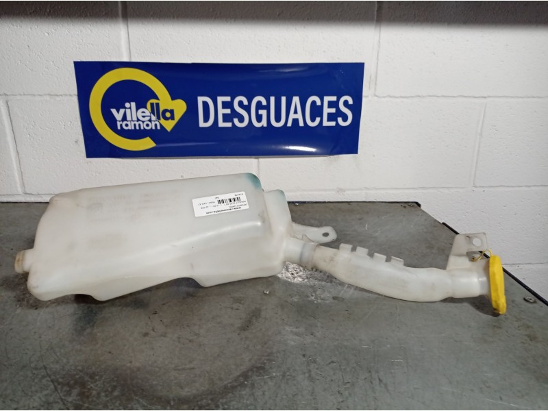 Recambio de deposito limpia para renault clio iii  | 0.05 - ...  | 0.05 - ... referencia OEM IAM   