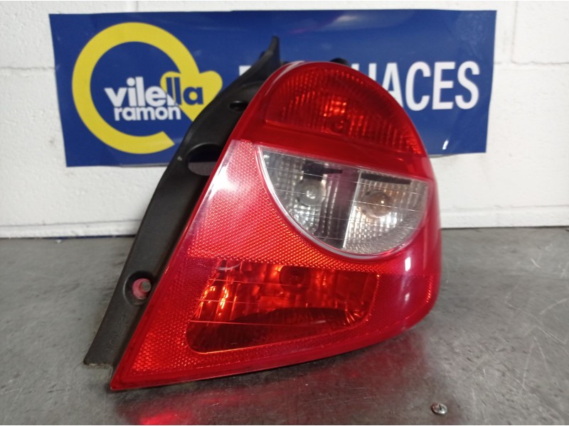 Recambio de piloto trasero derecho para renault clio iii  | 0.05 - ...  | 0.05 - ... referencia OEM IAM   