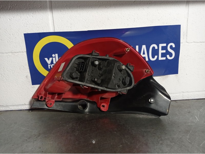 Recambio de piloto trasero derecho para renault clio iii  | 0.05 - ...  | 0.05 - ... referencia OEM IAM   