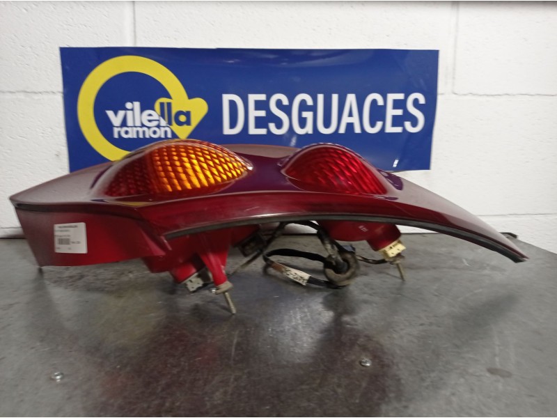 Recambio de piloto trasero derecho para ford cougar (mc) 2.5 v6 24v cat referencia OEM IAM   