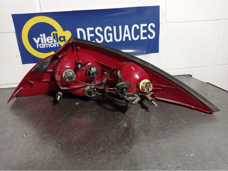 Recambio de piloto trasero derecho para ford cougar (mc) 2.5 v6 24v cat referencia OEM IAM   