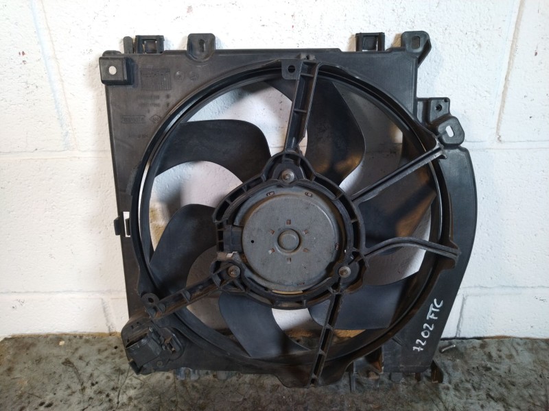 Recambio de electroventilador para renault clio iii  | 0.05 - ...  | 0.05 - ... referencia OEM IAM 8200688375 21481AY610 