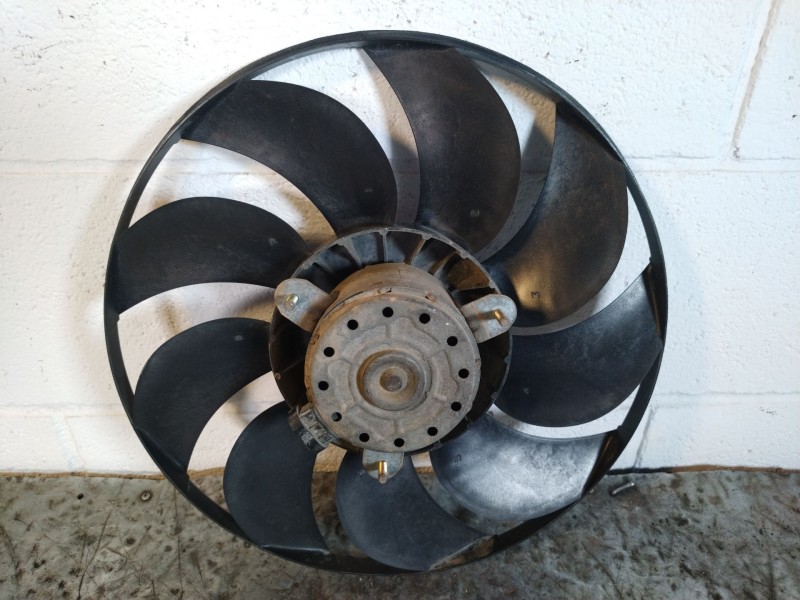 Recambio de electroventilador para renault master   desde 98  | ... master   desde 98  | ... referencia OEM IAM EM105610T45 8566