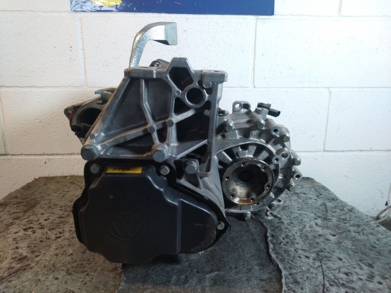 Recambio de caja cambios para volkswagen new beetle 2.0 referencia OEM IAM EBP  