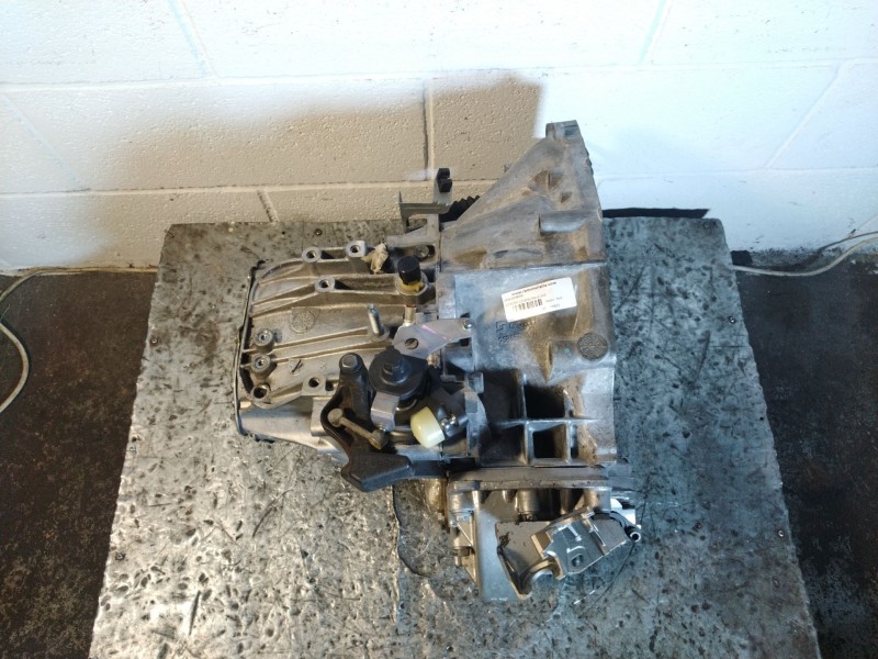 Recambio de caja cambios para citroen c5 berlina business referencia OEM IAM 20MB25   Recambio de caja cambios para citroen c5 berlina business referencia OEM IAM 20MB25