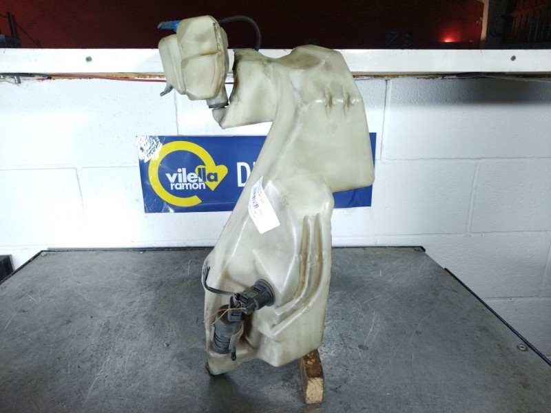 Recambio de deposito limpia para audi a4 berlina (8e) 1.9 tdi referencia OEM IAM 8E0955453AQ 8E0955451AG  Recambio de deposito limpia para audi a4 berlina (8e) 1.9 tdi referencia OEM IAM 8E0955453AQ 8E0955451AG