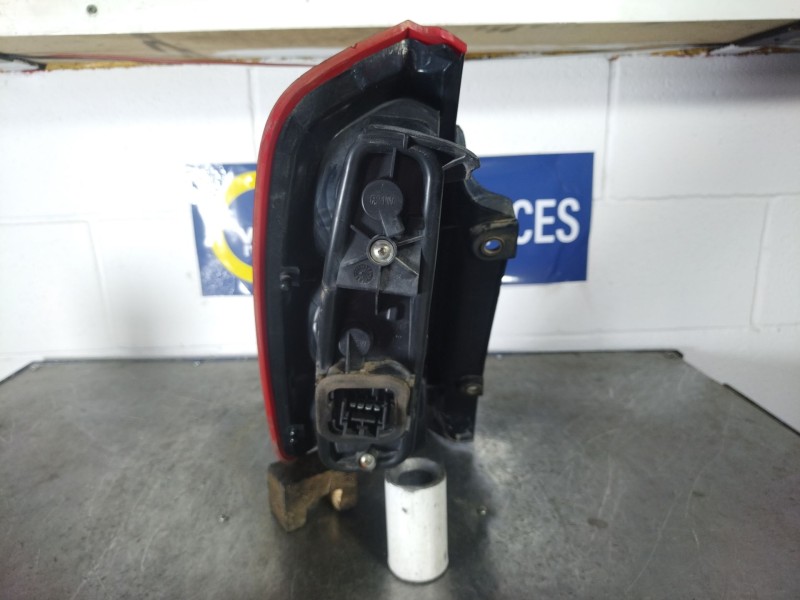 Recambio de piloto trasero derecho para fiat punto (199)  | ...  | ... referencia OEM IAM   