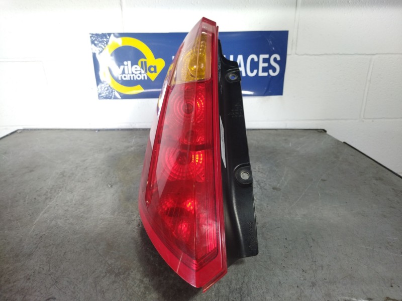 Recambio de piloto trasero izquierdo para fiat punto (199)  | ...  | ... referencia OEM IAM   