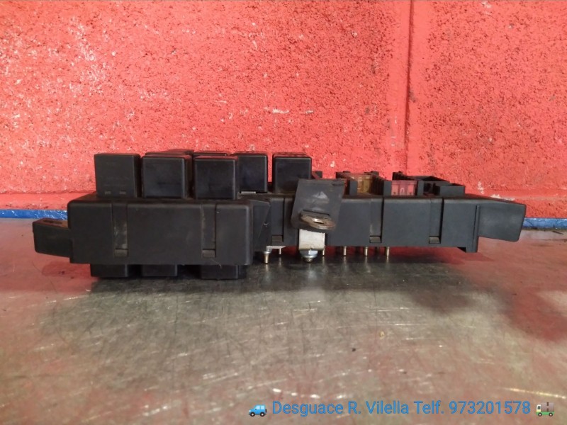 Recambio de caja reles / fusibles para volvo s 80 berlina 2.5 d | 05.98 - 12.00 s 80 berlina 2.5 d | 05.98 - 12.00 referencia OE