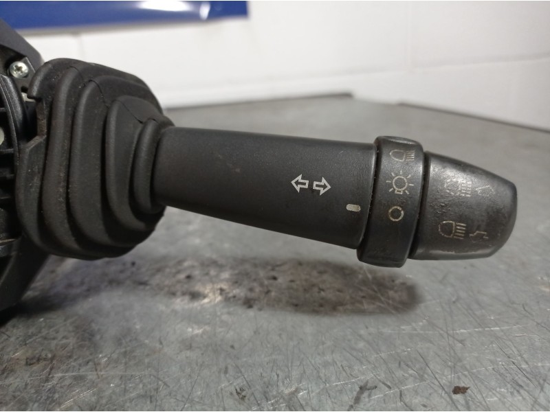 Recambio de mando luces para fiat stilo multi wagon (192) 1.9 jtd 115 | 0.03 - ... 1.9 jtd 115 | 0.03 - ... referencia OEM IAM 0