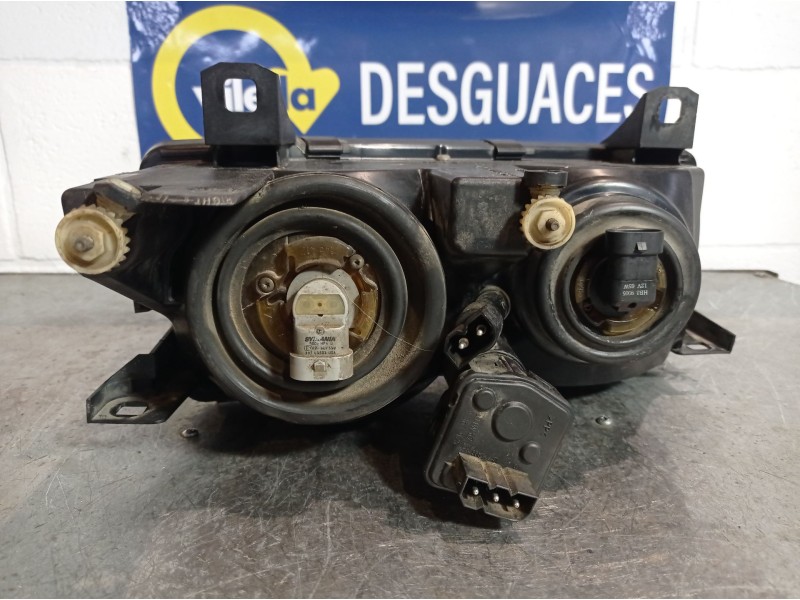Recambio de faro izquierdo para bmw serie 3 compacto (e36) 1.6 316i referencia OEM IAM 14520500   Recambio de faro izquierdo para bmw serie 3 compacto (e36) 1.6 316i referencia OEM IAM 14520500