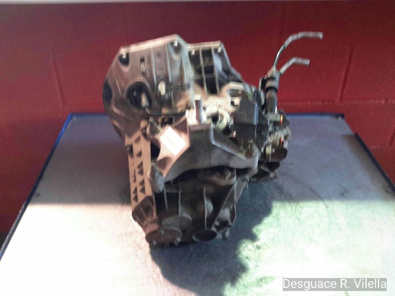 Recambio de caja cambios para ford focus berlina (cak) ghia | 08.98 - 12.00 ghia | 08.98 - 12.00 referencia OEM IAM XS4R7F096  