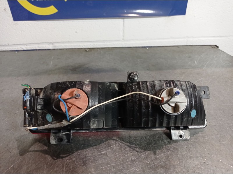 Recambio de piloto trasero central para chevrolet orlando ltz referencia OEM IAM    Recambio de piloto trasero central para chevrolet orlando ltz referencia OEM IAM