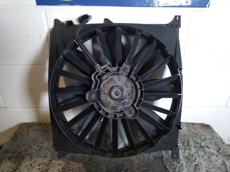 Recambio de electroventilador para bmw serie 3 compacto (e36) 1.6 316i referencia OEM IAM    Recambio de electroventilador para bmw serie 3 compacto (e36) 1.6 316i referencia OEM IAM