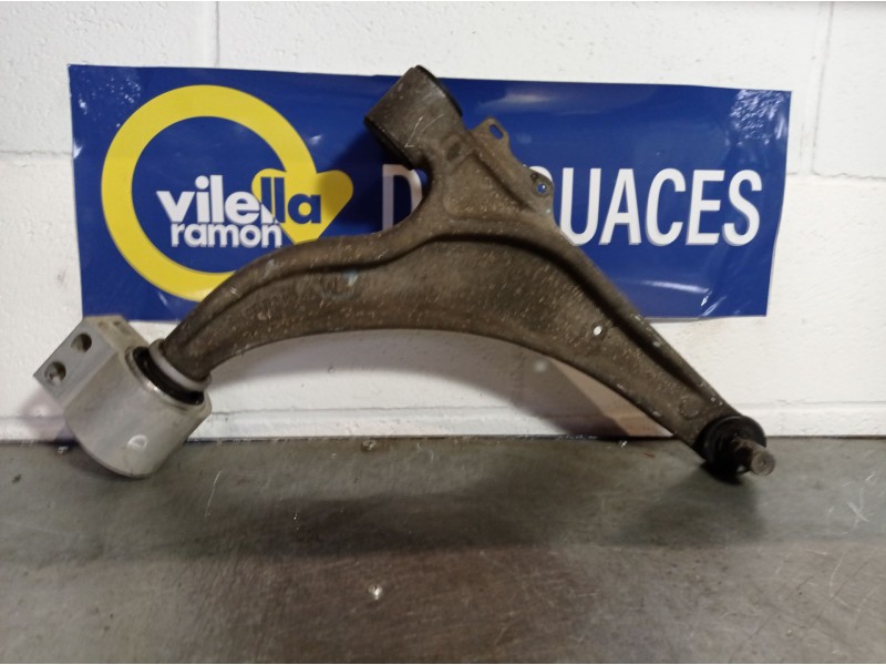 Recambio de brazo suspension inferior delantero derecho para chevrolet orlando ltz referencia OEM IAM    Recambio de brazo suspension inferior delantero derecho para chevrolet orlando ltz referencia OEM IAM