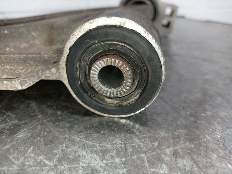 Recambio de brazo suspension inferior delantero derecho para chevrolet orlando ltz referencia OEM IAM    Recambio de brazo suspension inferior delantero derecho para chevrolet orlando ltz referencia OEM IAM