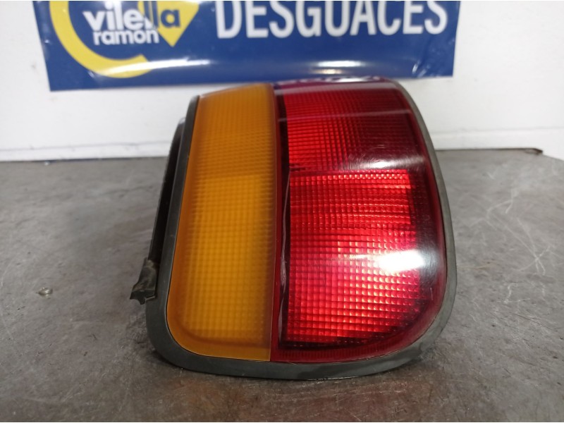 Recambio de piloto trasero izquierdo para toyota corolla referencia OEM IAM   