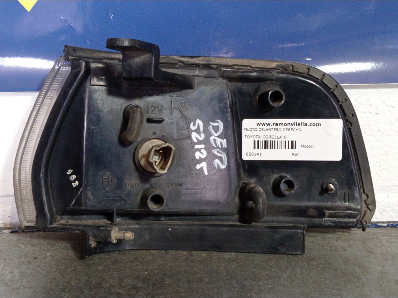 Recambio de piloto delantero derecho para toyota corolla referencia OEM IAM   